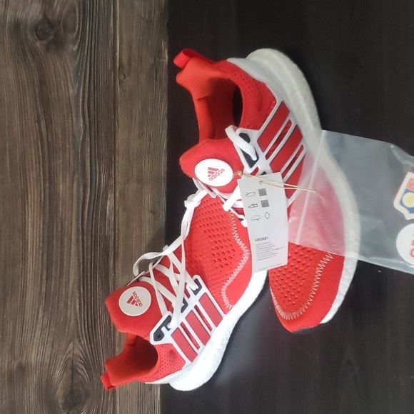 New Adidas Ultraboost Unisex Sneakers Red Running Lightweight Gym Workout Shoes - Picture 3 of 11